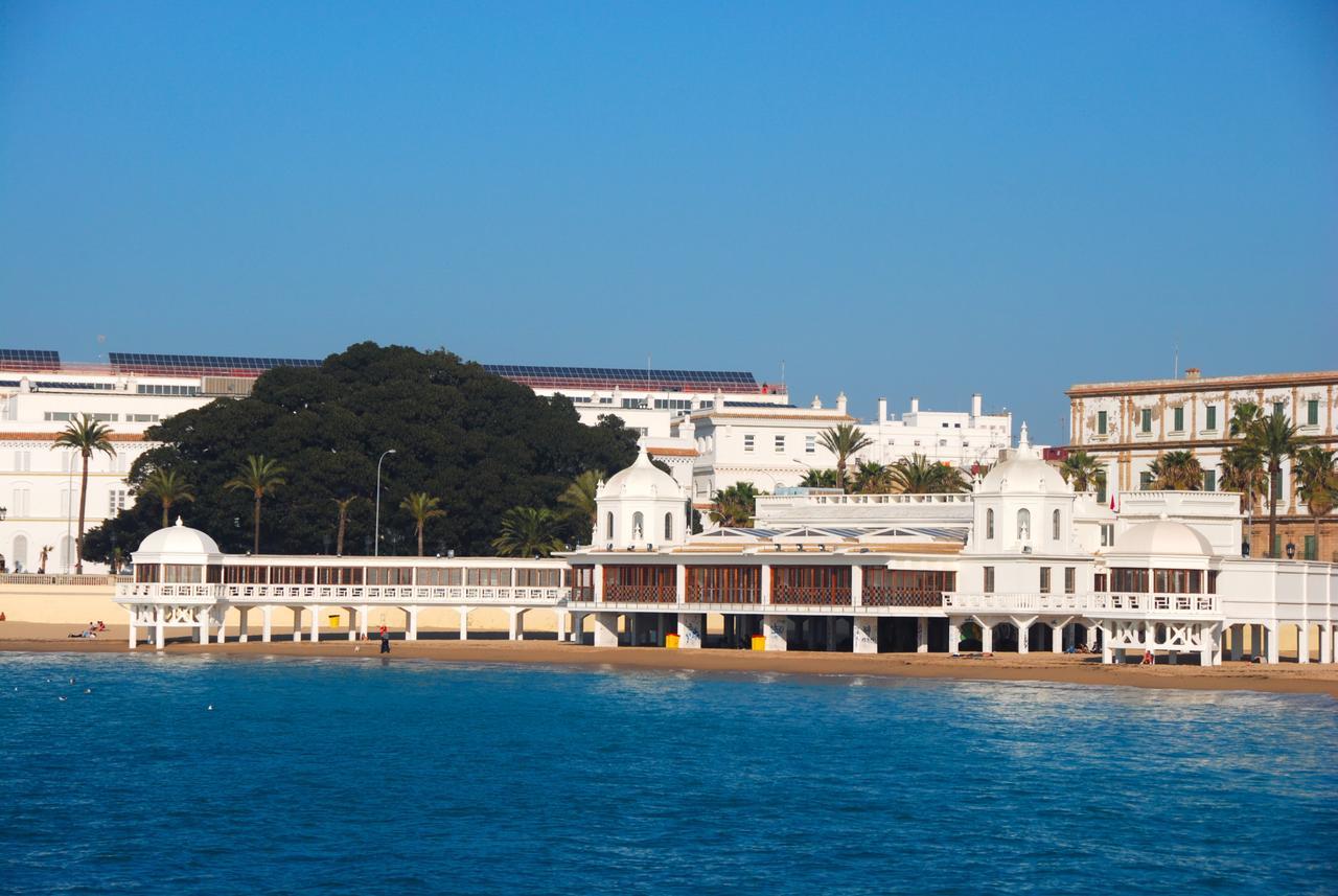 Apartamentos La Caleta De كاديز المظهر الخارجي الصورة
