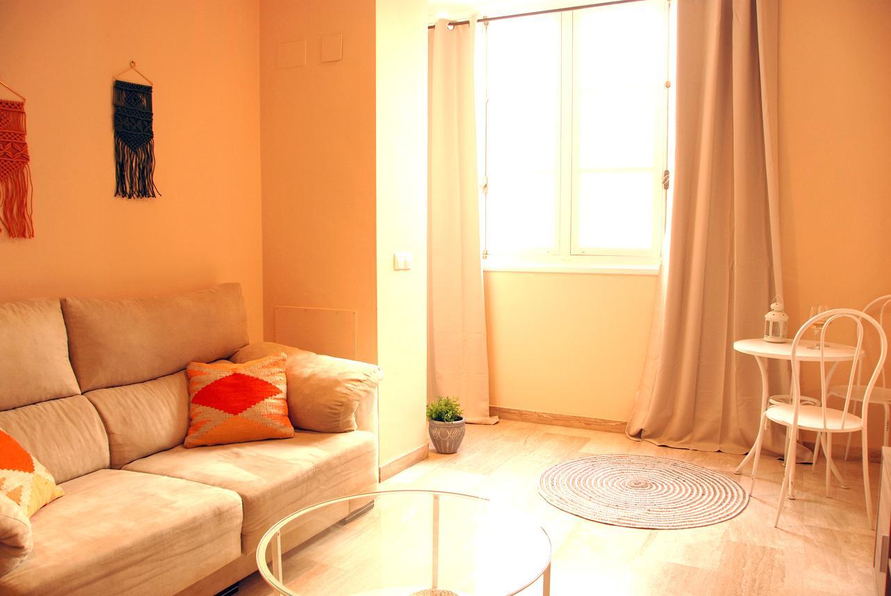 Apartamentos La Caleta De كاديز المظهر الخارجي الصورة