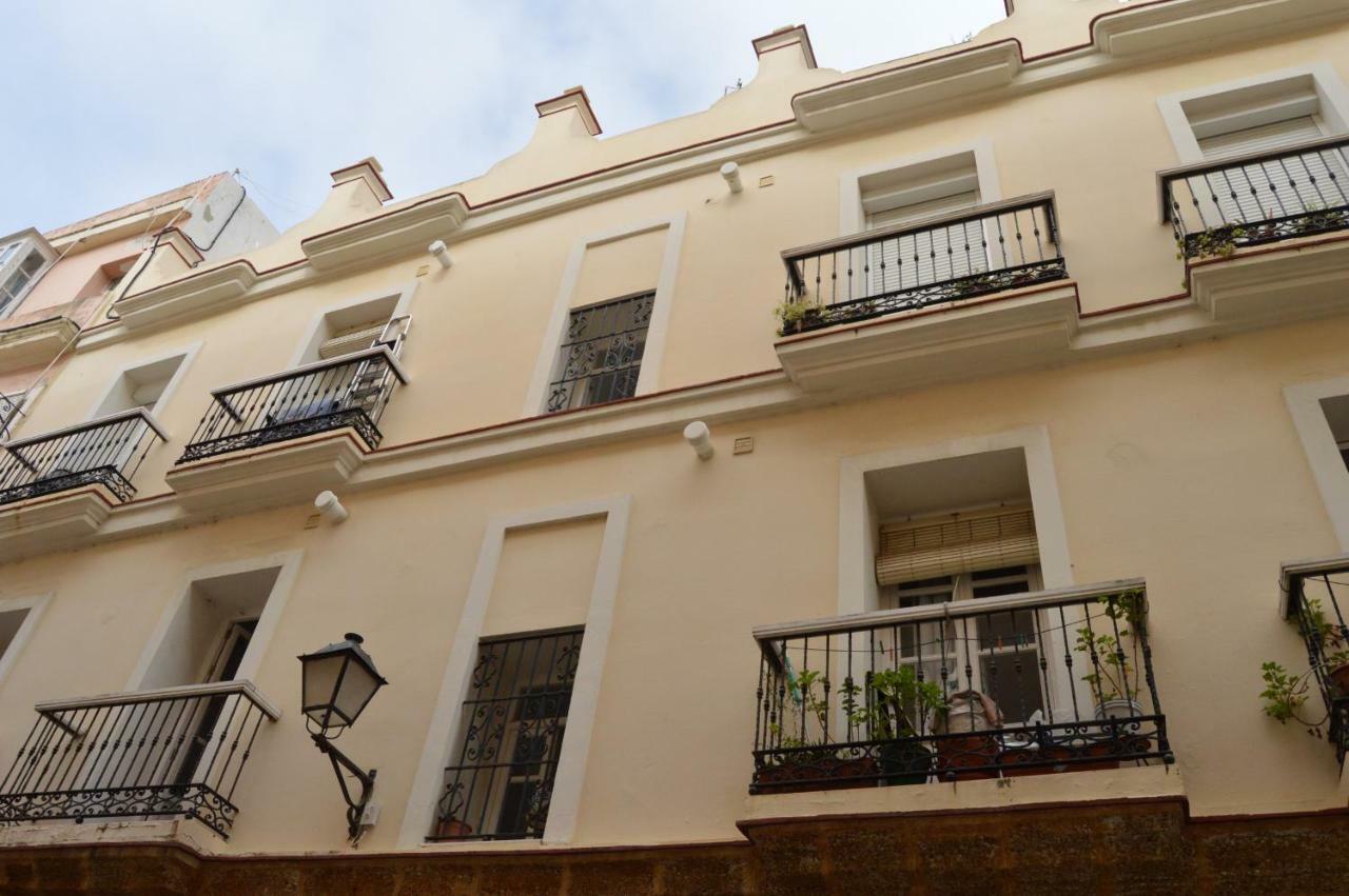 Apartamentos La Caleta De كاديز المظهر الخارجي الصورة